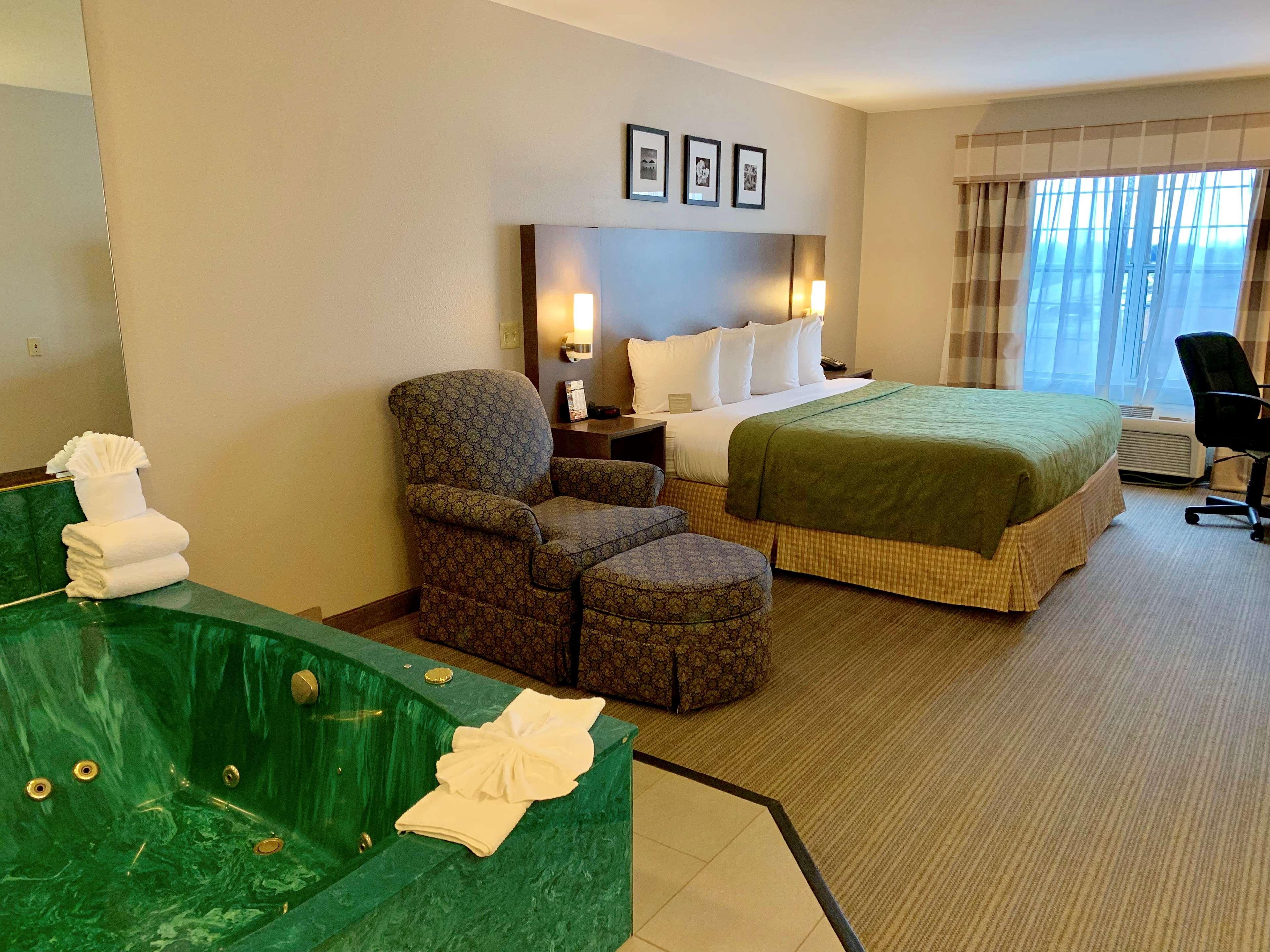 Country Inn & Suites By Radisson Kenosha - Pleasant Prairie Екстериор снимка