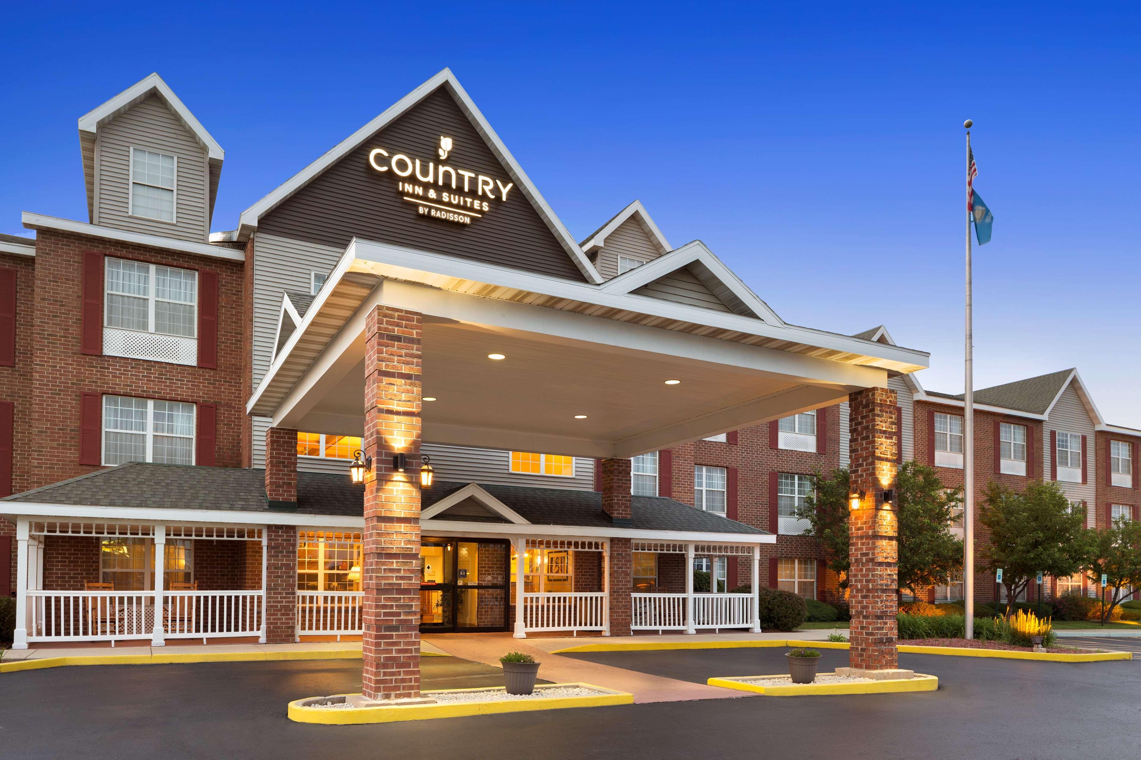 Country Inn & Suites By Radisson Kenosha - Pleasant Prairie Екстериор снимка