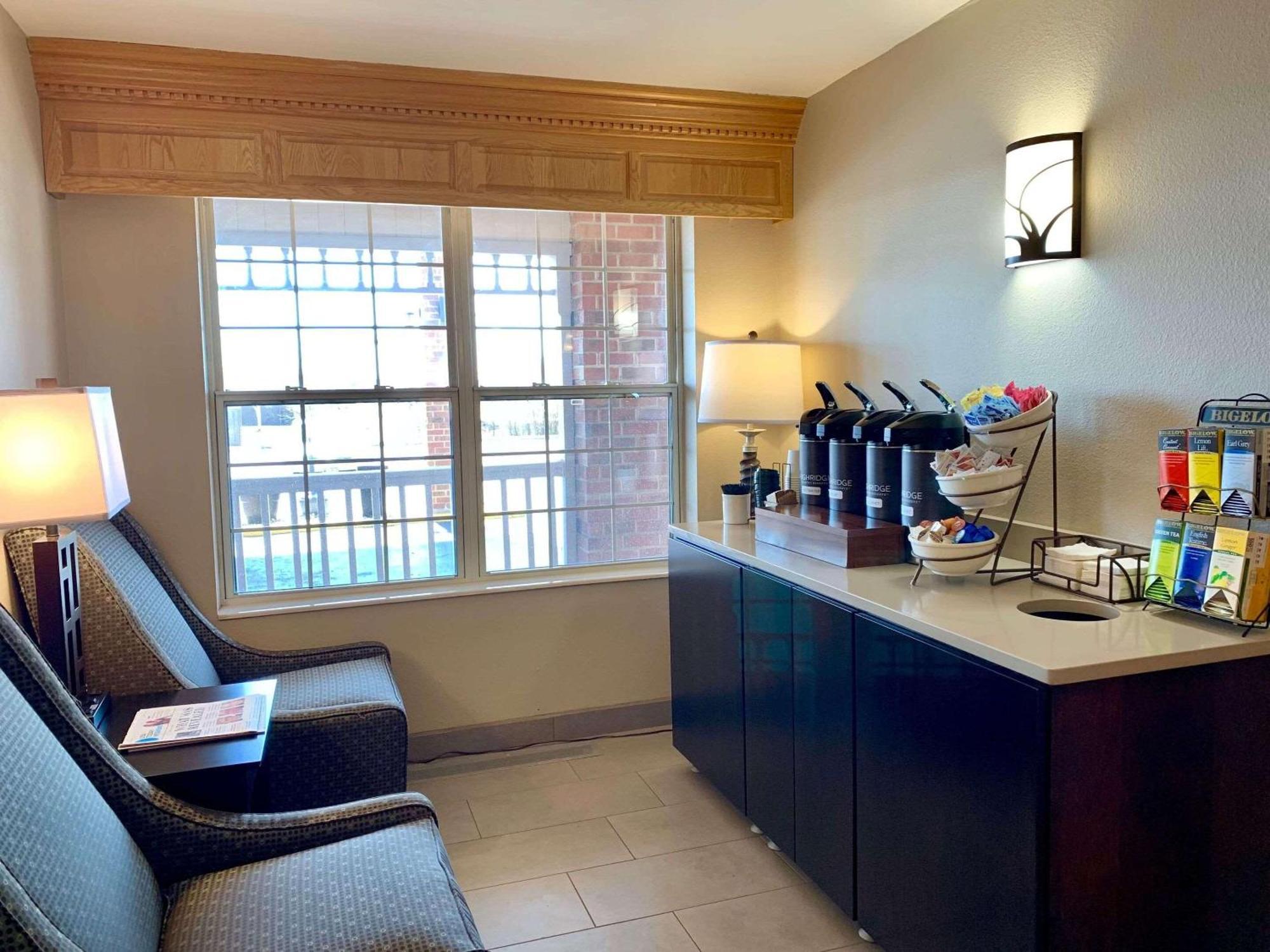 Country Inn & Suites By Radisson Kenosha - Pleasant Prairie Екстериор снимка